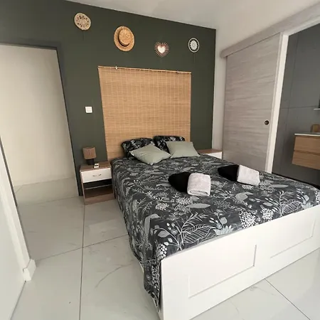 Villa, Pool, Spa, Billiards * Lecci