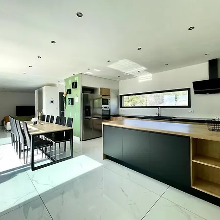 Villa, Pool, Spa, Billiards Villa