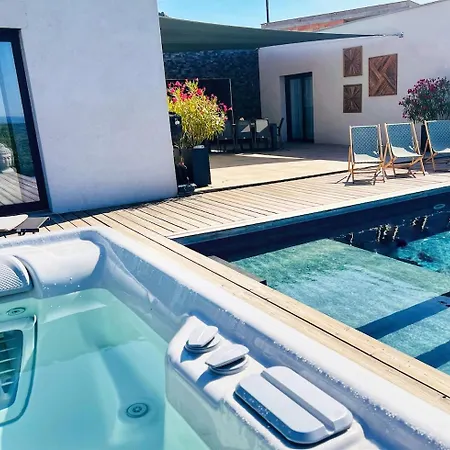 Villa, Pool, Spa, Billiards